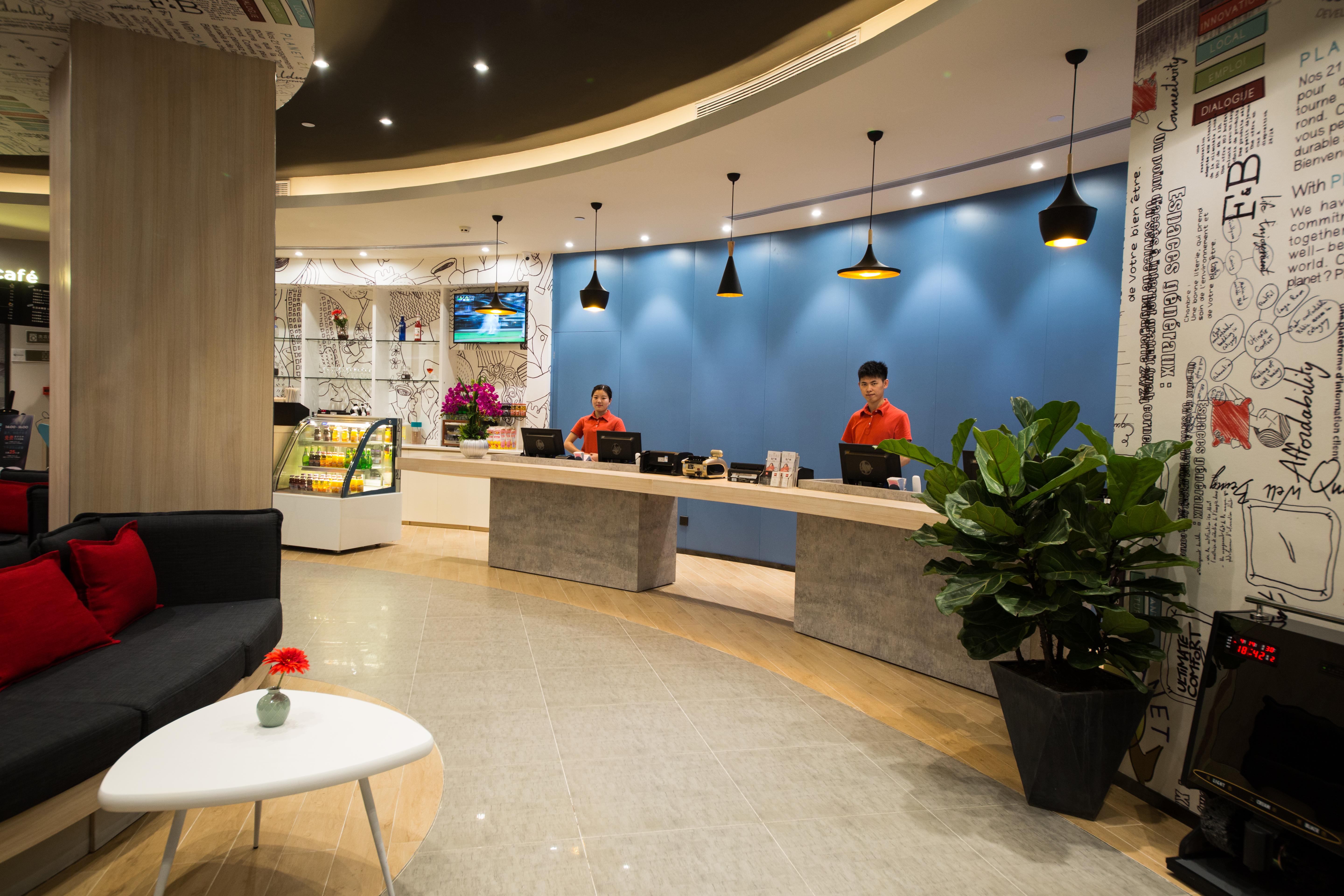 Hotel Ibis Guangzhou Yuexiu Park Metro Station Exterior foto